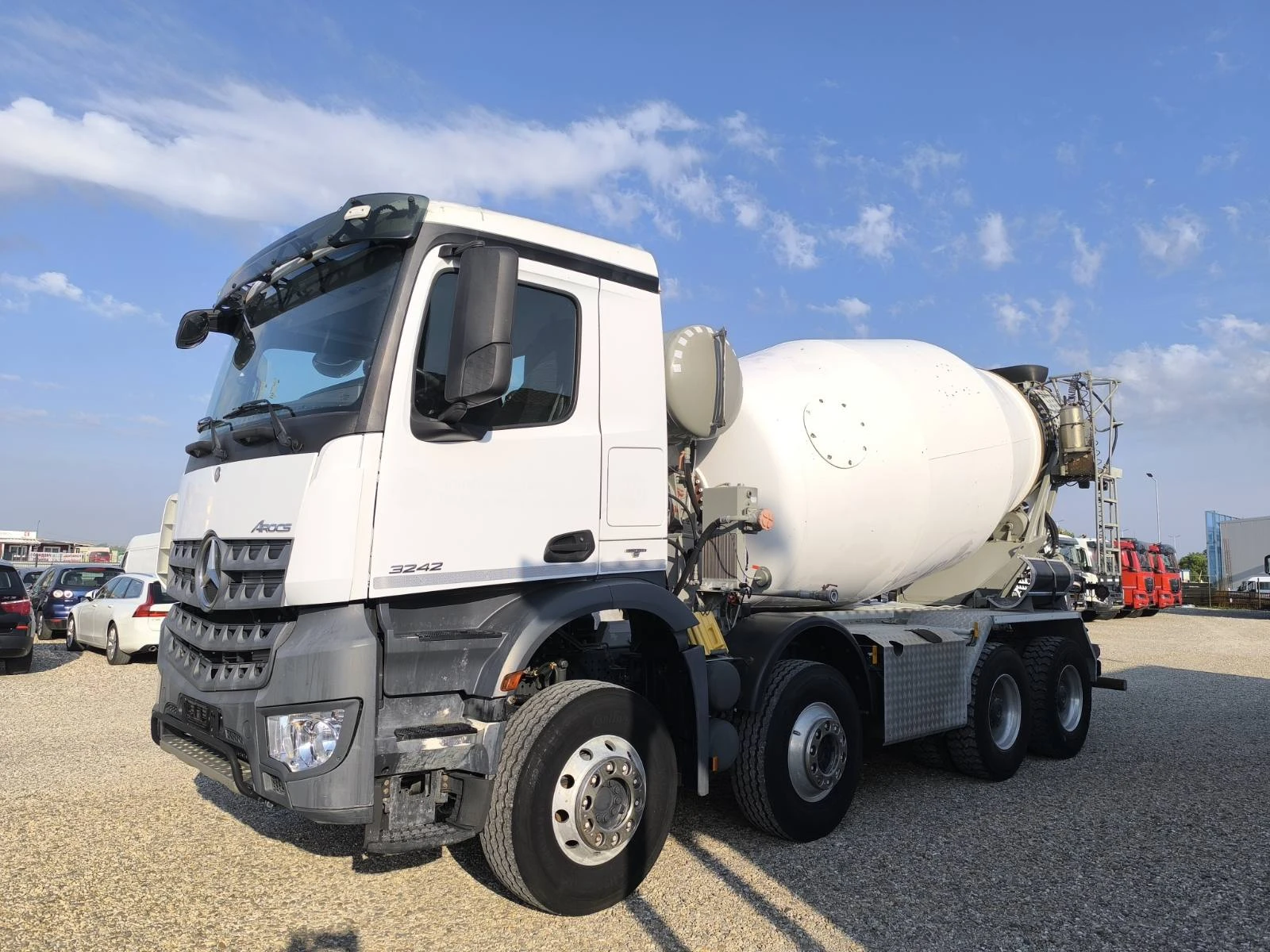 Бетон миксер Mercedes AROCS 3242 CIFA 9M3 - изображение 3