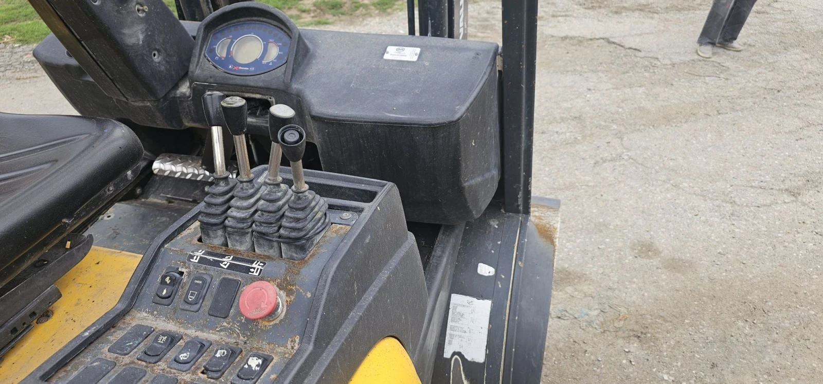  Linde   ,   | Mobile.bg   3