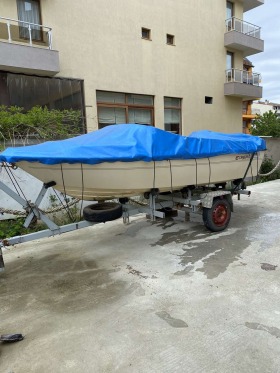 Лодка Dell Quay Делфино, снимка 1 - Воден транспорт - 46016800