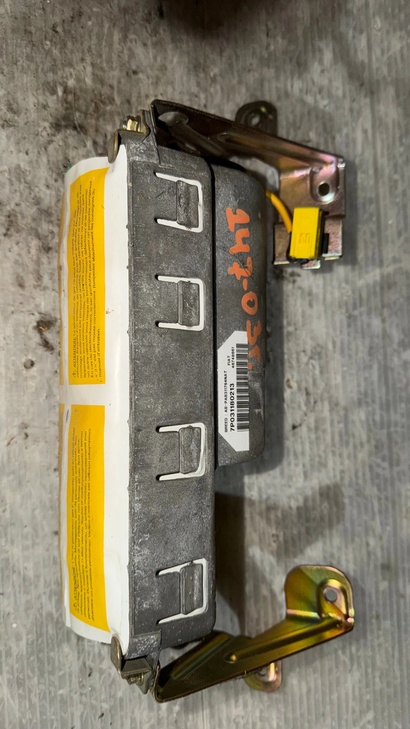 �irbag �� Alfa Romeo 147 - 46748661 / 7P031180213 | Mobile.bg � ����������� 1