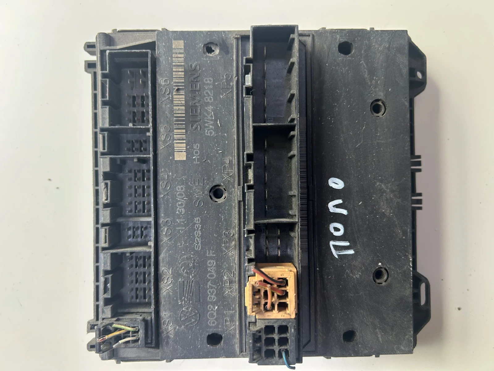 6Q2937049F  комфорт модул VW, SKODA, SEAT Siemens 5WK48218