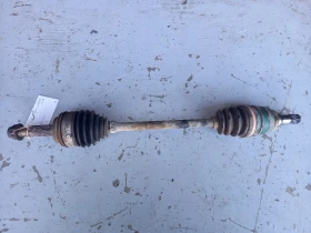 Полуоска предна лява Тойота Ярис 1.0Б (к)