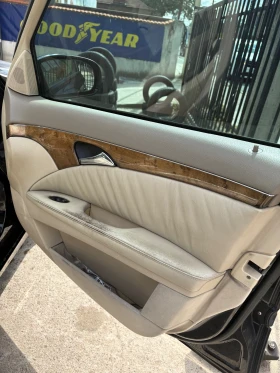 Mercedes-Benz E 270, снимка 11