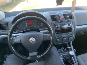 VW Golf 1.6 FSI FACELIFT, снимка 11