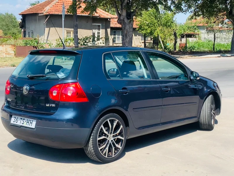 VW Golf 1.6 FSI FACELIFT, снимка 7 - Автомобили и джипове - 47142659