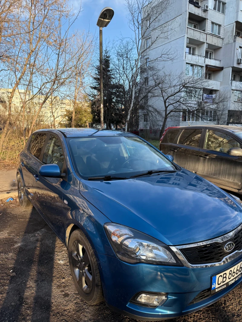 Kia Ceed, снимка 5 - Автомобили и джипове - 48824975