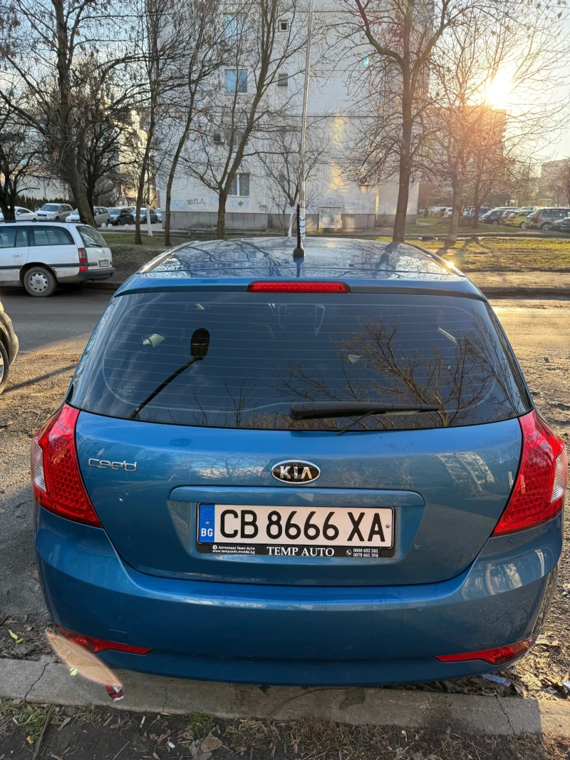 Kia Ceed, снимка 2 - Автомобили и джипове - 48824975