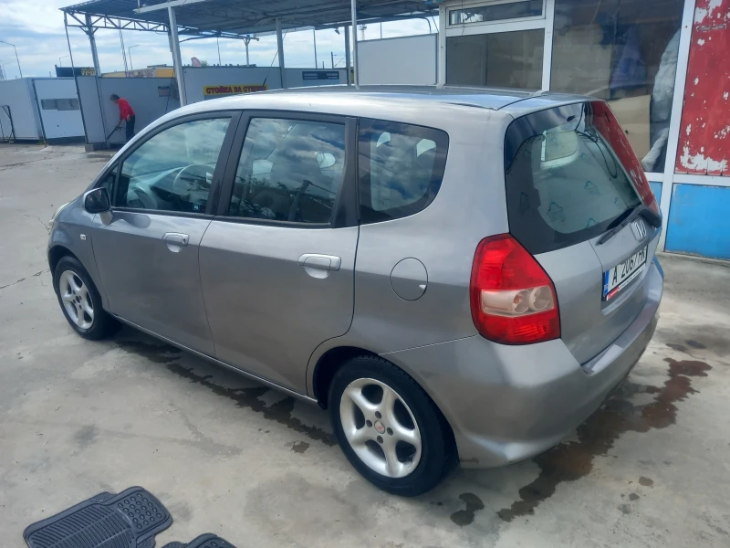 Honda Jazz, снимка 3 - Автомобили и джипове - 52275097