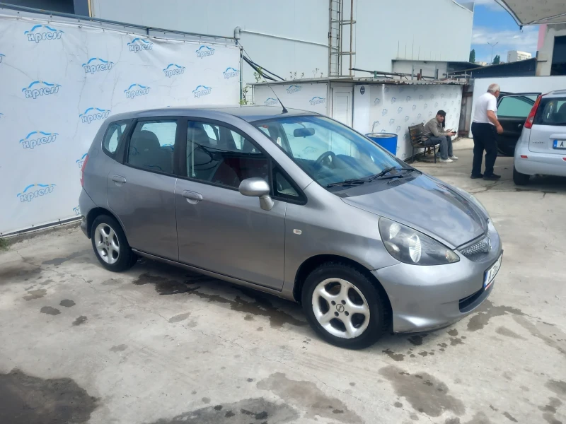 Honda Jazz, снимка 2 - Автомобили и джипове - 52275097