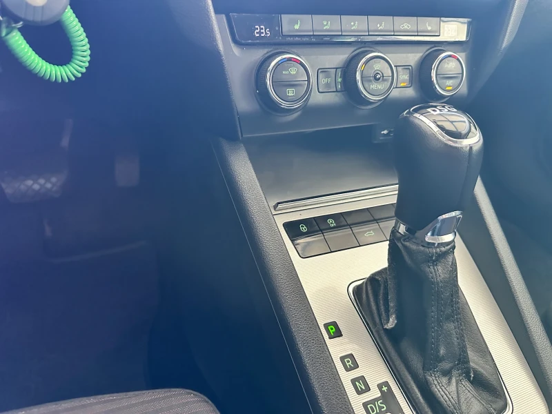 Skoda Octavia 3, снимка 15 - Автомобили и джипове - 52636369