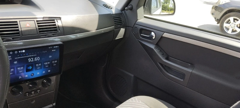 Opel Meriva 1.6, снимка 7 - Автомобили и джипове - 52011906