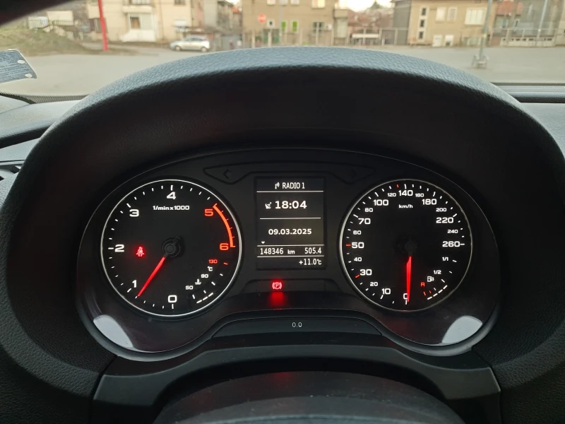 Audi A3 1, 6 TDI Sportback led Euro 6b, снимка 8 - Автомобили и джипове - 51766684