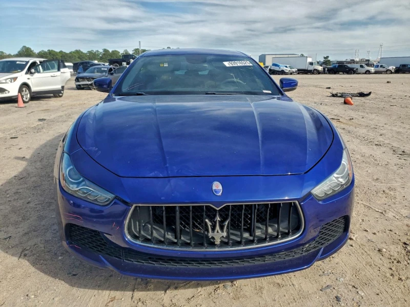 Maserati Ghibli 8ZF* Keyless* Подгреви* Кафява кожа* Камера* , снимка 5 - Автомобили и джипове - 52836750