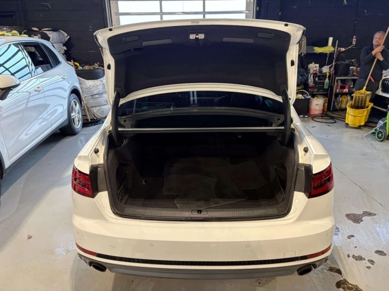 Audi A4 Technik S tronic, снимка 11 - Автомобили и джипове - 53149346