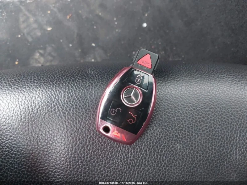 Mercedes-Benz E 350 3.5l 4Matic, снимка 11 - Автомобили и джипове - 53169032