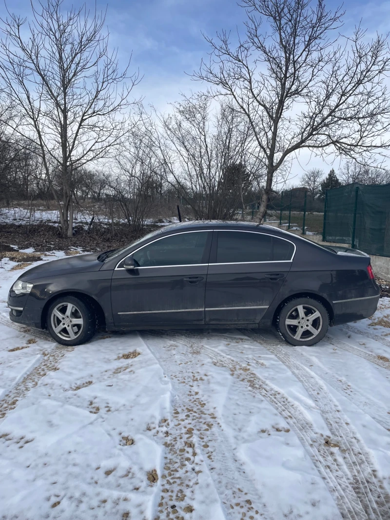 VW Passat 2.0 TDI HIGHLINE, снимка 3 - Автомобили и джипове - 53235301