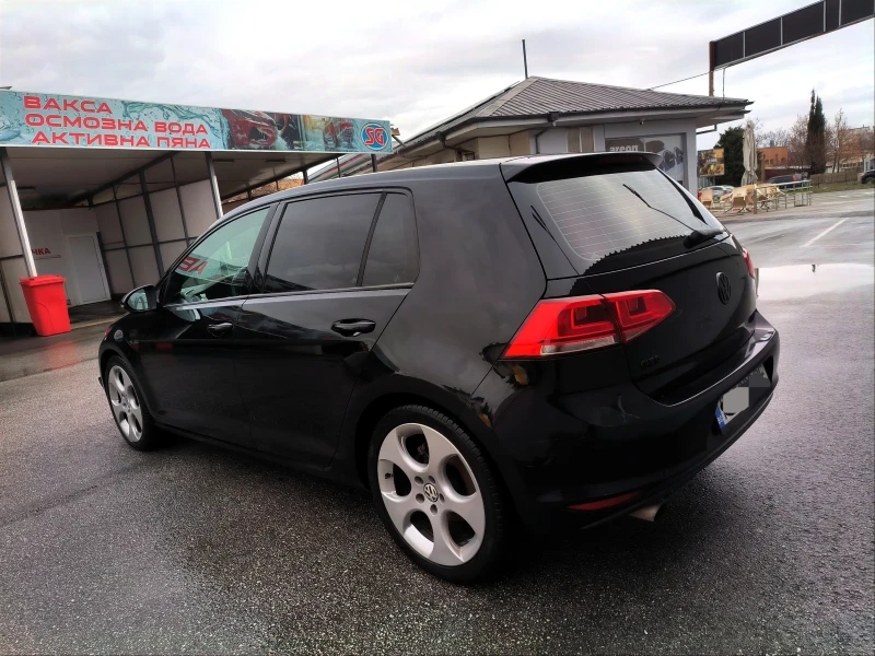 VW Golf 1.6 TDI Highline , снимка 4 - Автомобили и джипове - 53459241
