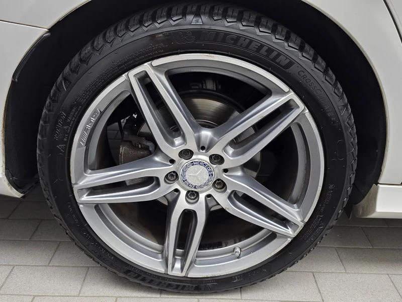 Mercedes-Benz E 300 E300 AMG Line| 245�.�. | Mobile.bg � ����������� 5