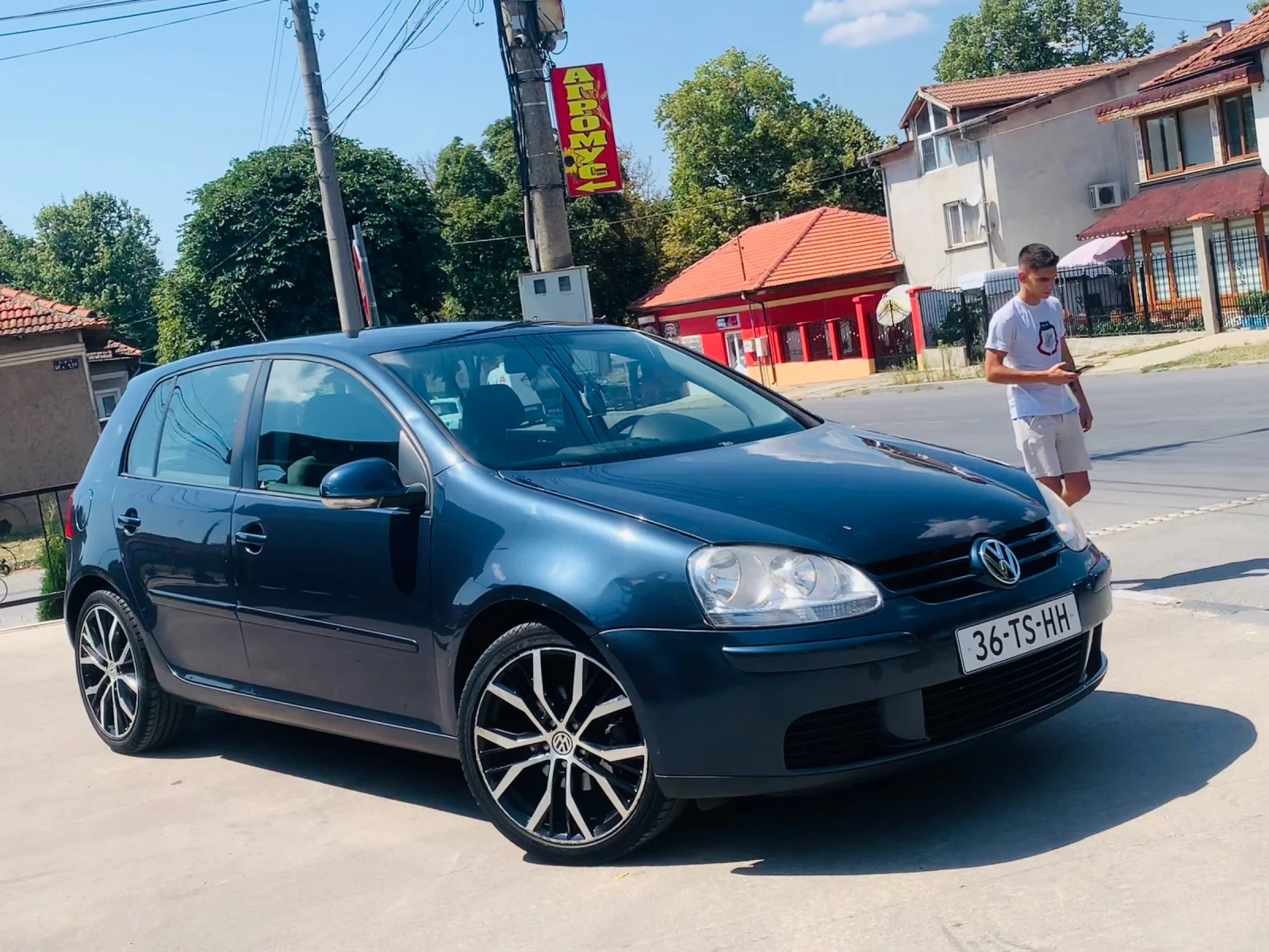 VW Golf 1.6 FSI FACELIFT - изображение 6