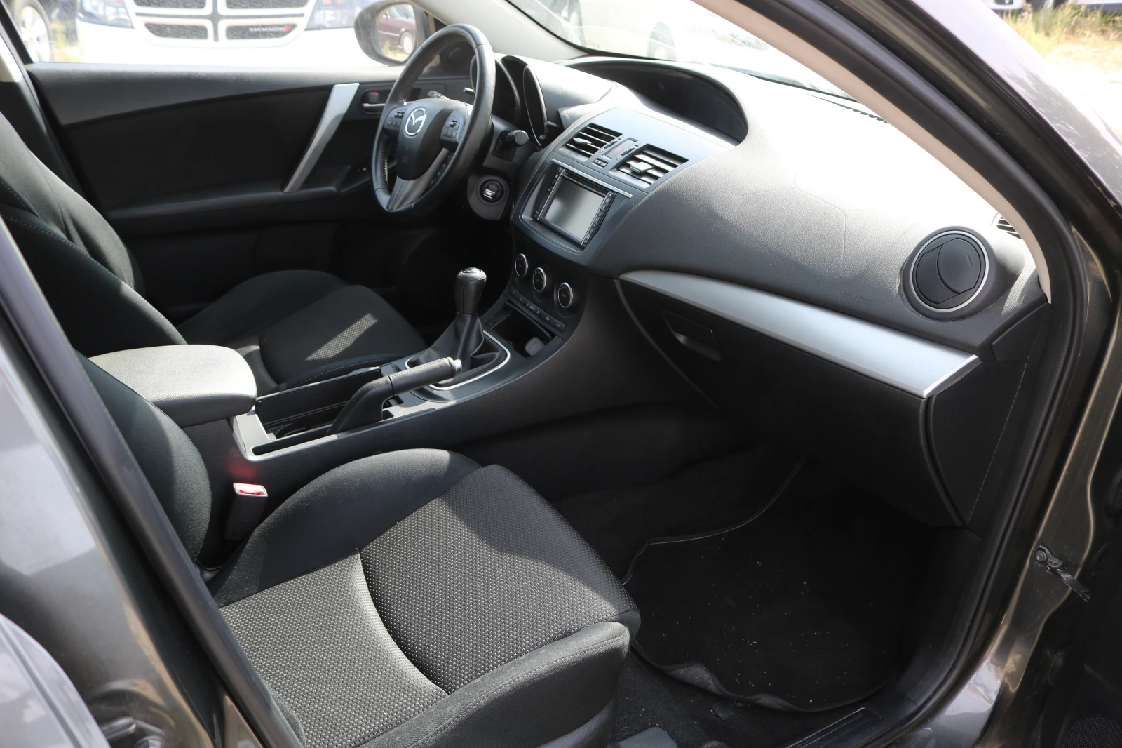 Mazda 3 2.2 MZR-CD | Mobile.bg — изображение 13