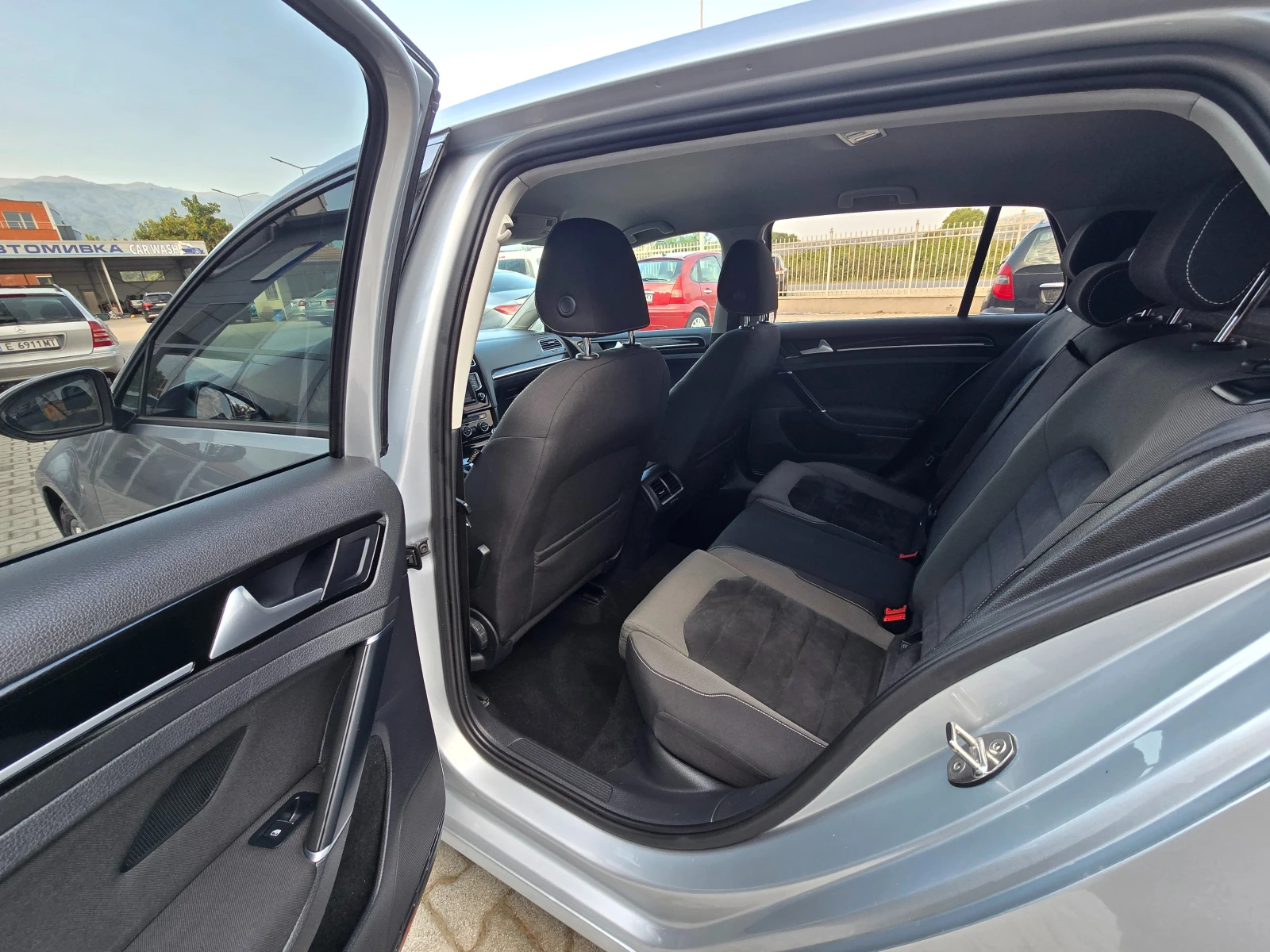 VW Golf 151000km !!!!! EURO 6B !! - изображение 10