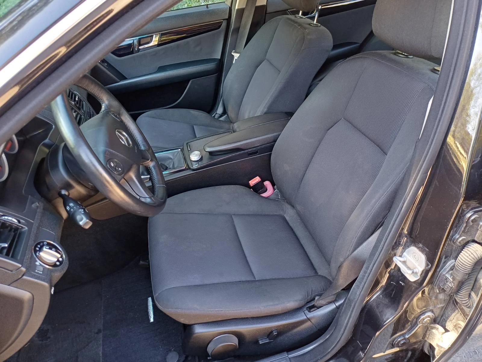 Mercedes-Benz C 200 CDI - изображение 9