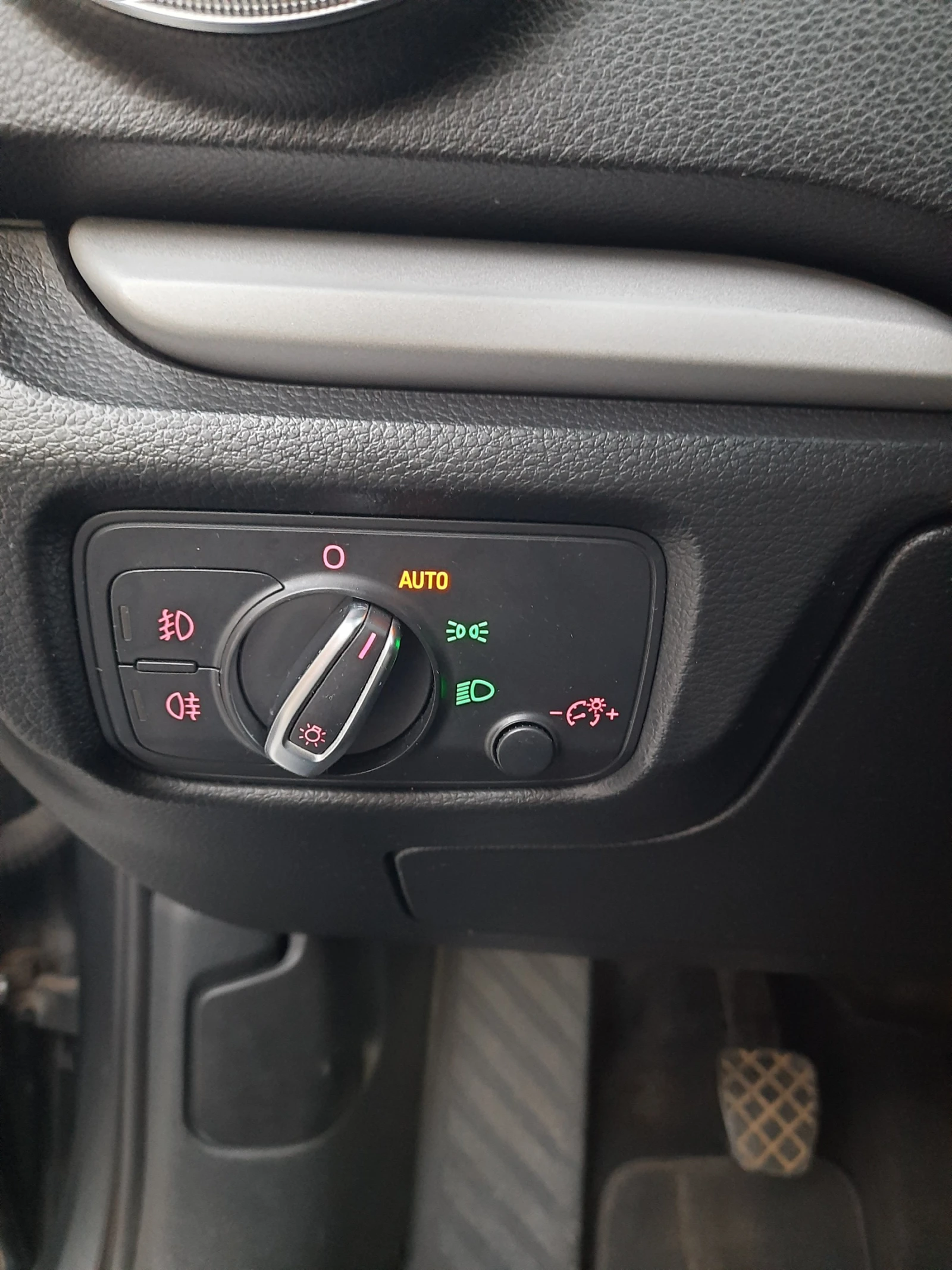 Audi A3 1, 6 TDI Sportback led Euro 6b | Mobile.bg � ����������� 13