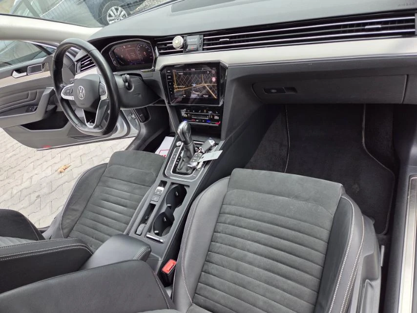 VW Passat Highline2.0TDI | Mobile.bg — изображение 12