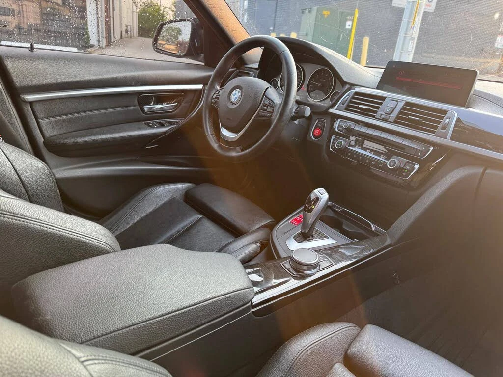 BMW 330 xDrive* АвтоКредит* (ЦЕНА ДО БГ) - изображение 10