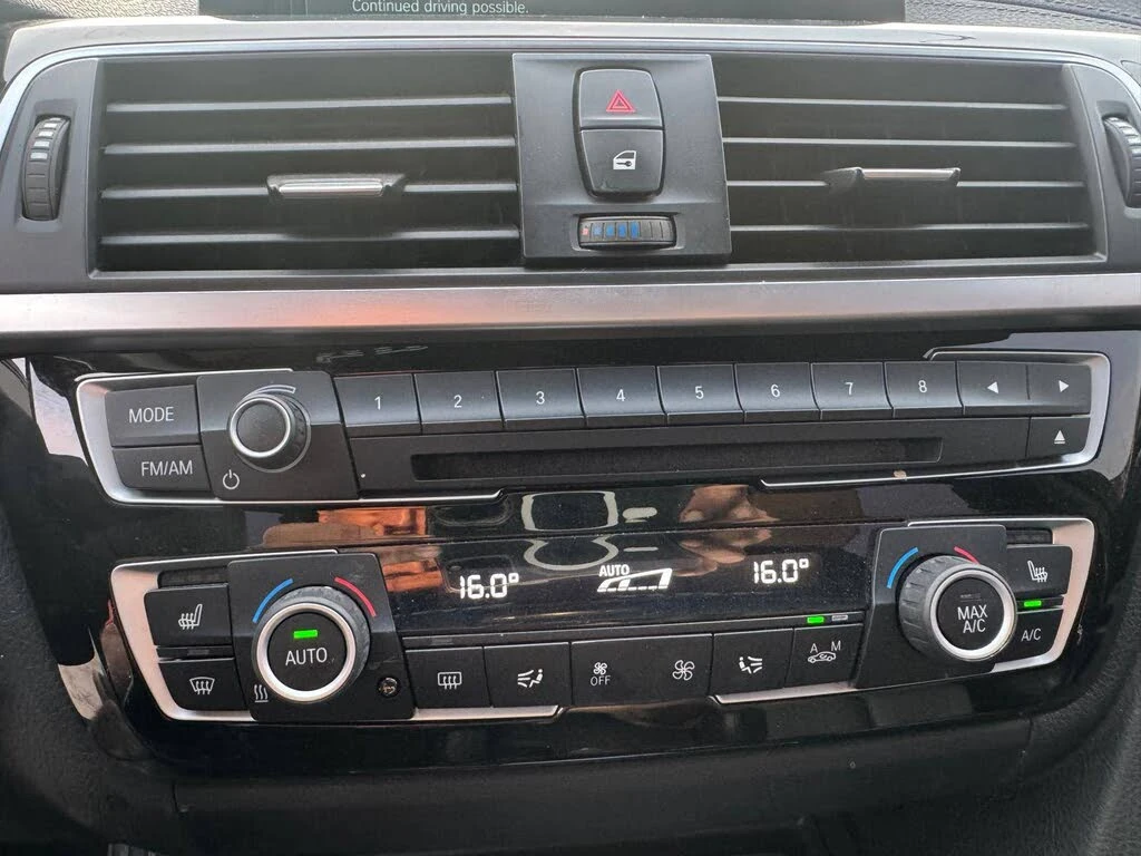 BMW 330 xDrive* АвтоКредит* (ЦЕНА ДО БГ) - изображение 9