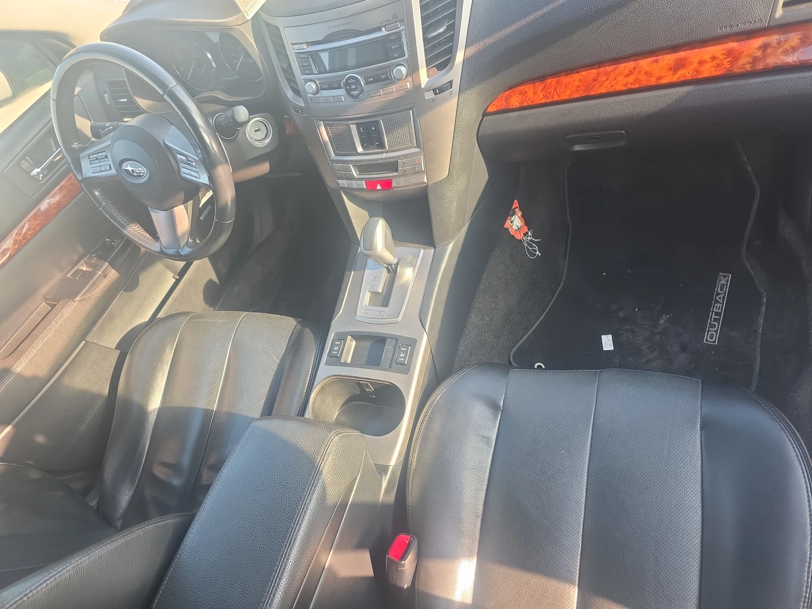 Subaru Outback 3.6.АГУ автомат кожа - изображение 9