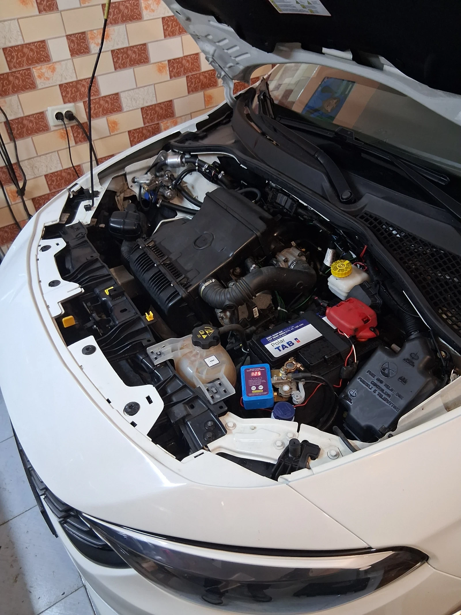 Fiat Tipo Седан, снимка 8 - Автомобили и джипове - 53609872