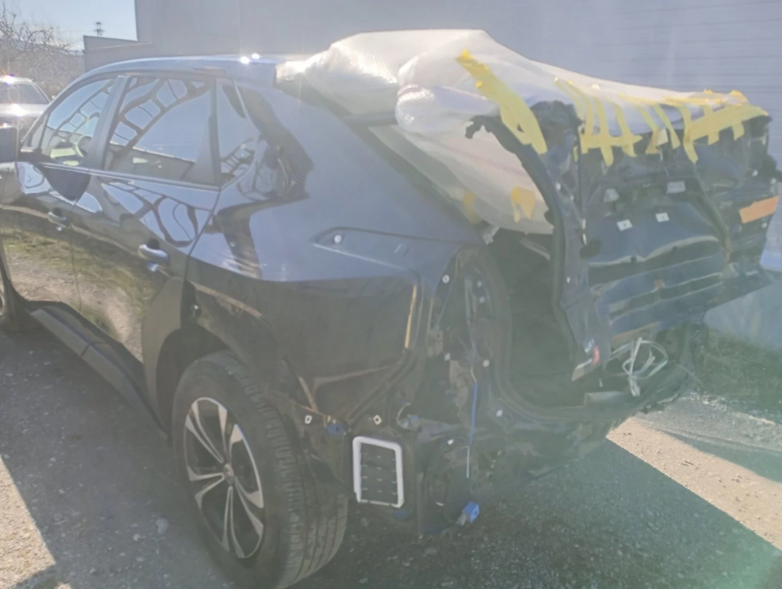 Toyota bZ4X AWD | Mobile.bg � ����������� 5