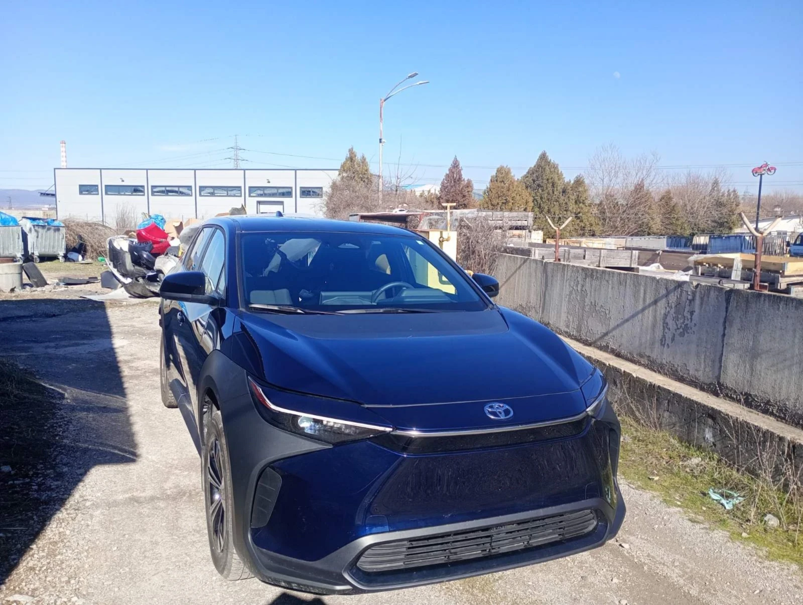 Toyota bZ4X AWD | Mobile.bg � ����������� 1