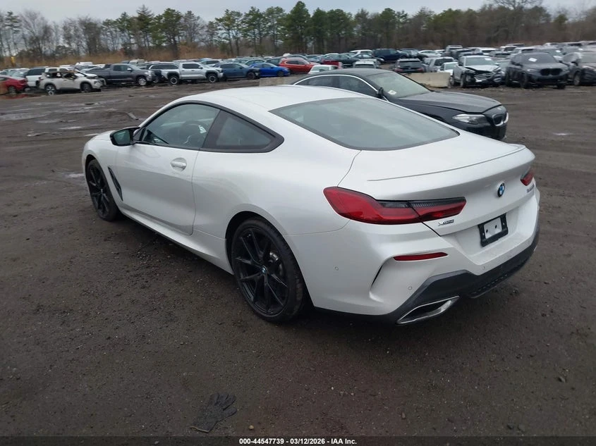 BMW 850 4.4L V-8 DI, DOHC, VVT, TURBO, 523HP All Wheel | Mobile.bg � ����������� 3