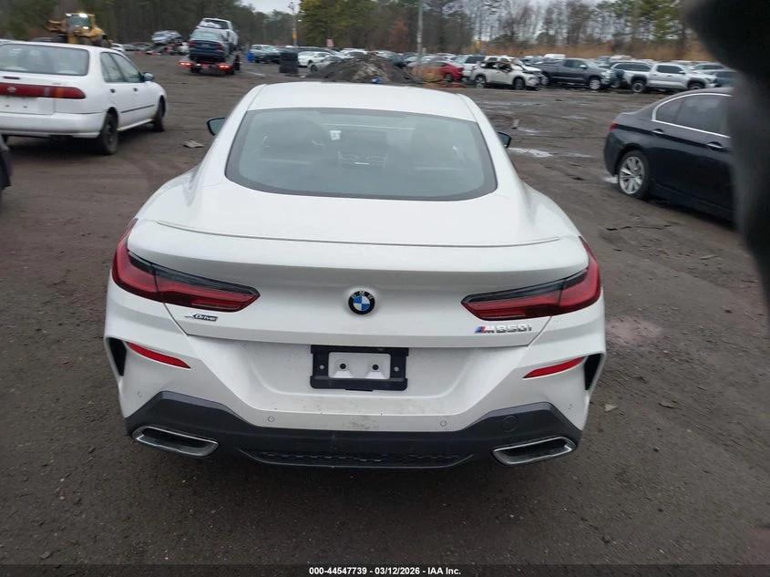 BMW 850 4.4L V-8 DI, DOHC, VVT, TURBO, 523HP All Wheel | Mobile.bg � ����������� 16