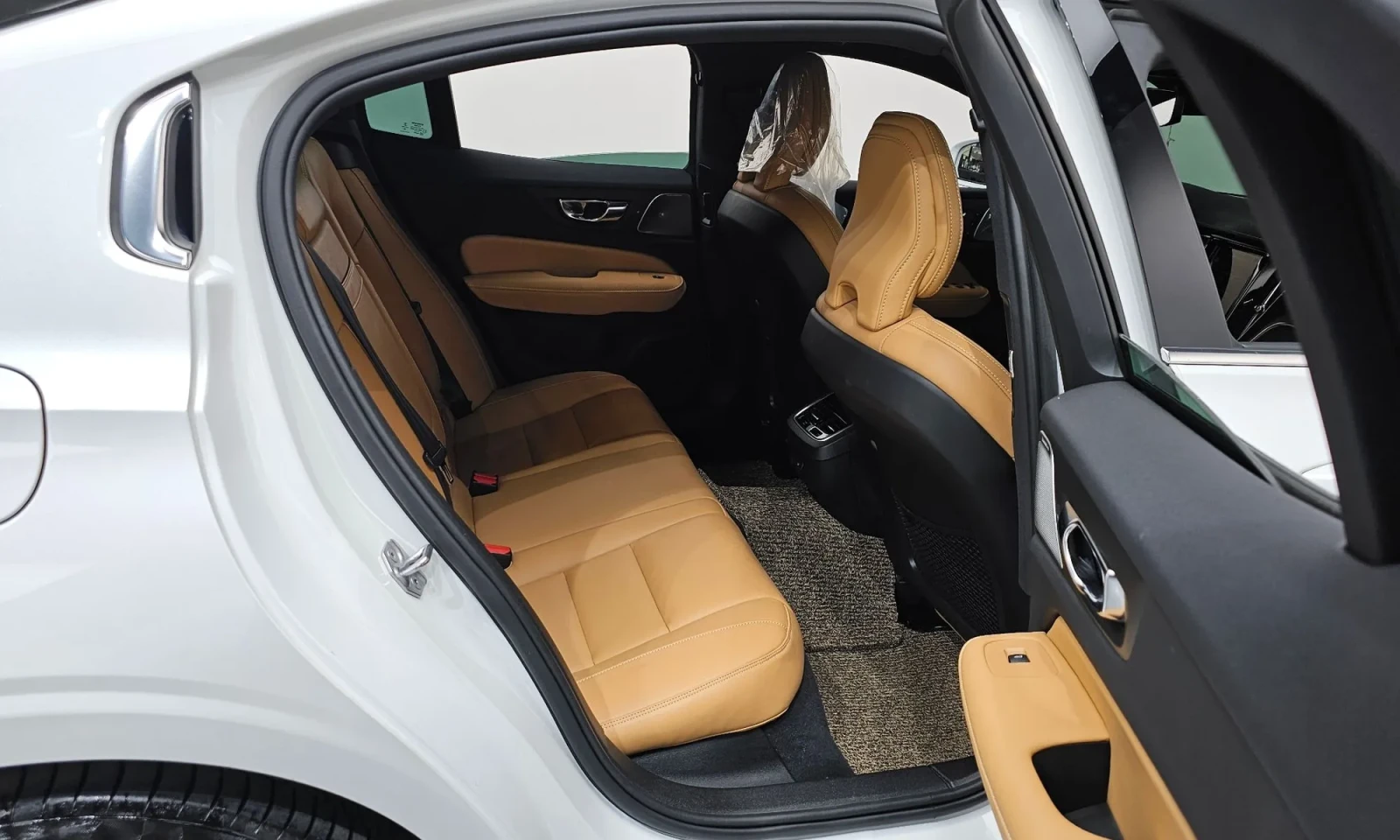 Volvo S60, снимка 11 - Автомобили и джипове - 54740757