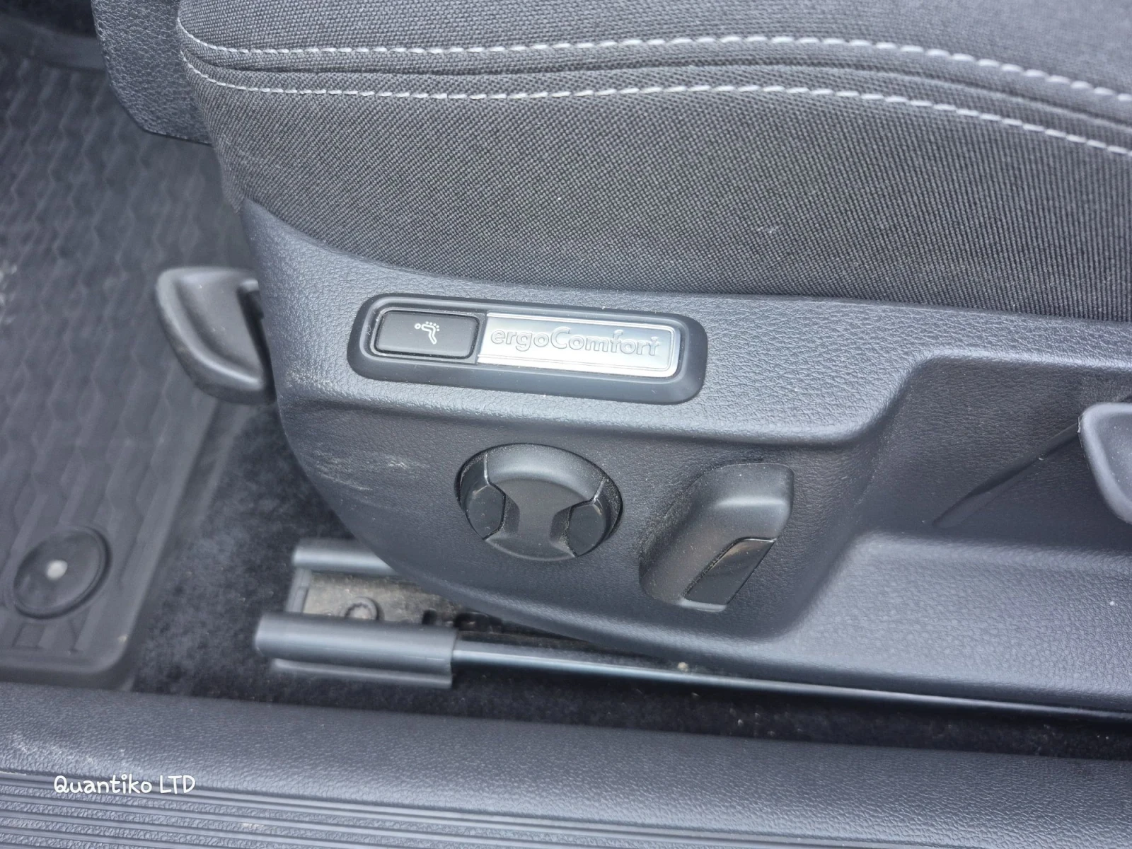 VW Passat WAGON BUSSINESS 2.0 DSG, снимка 9 - Автомобили и джипове - 54931296