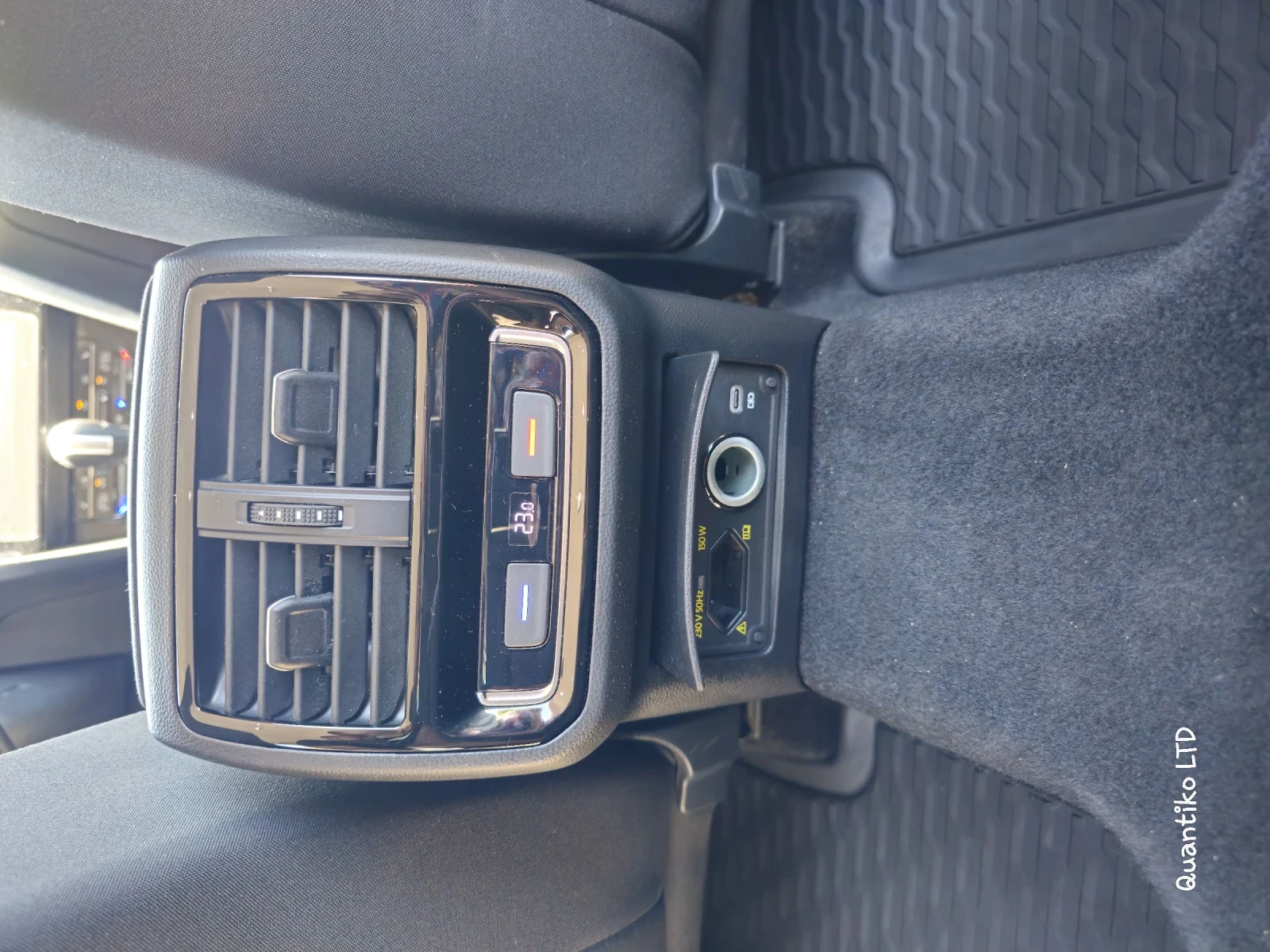 VW Passat WAGON BUSSINESS 2.0 DSG, снимка 11 - Автомобили и джипове - 54931296