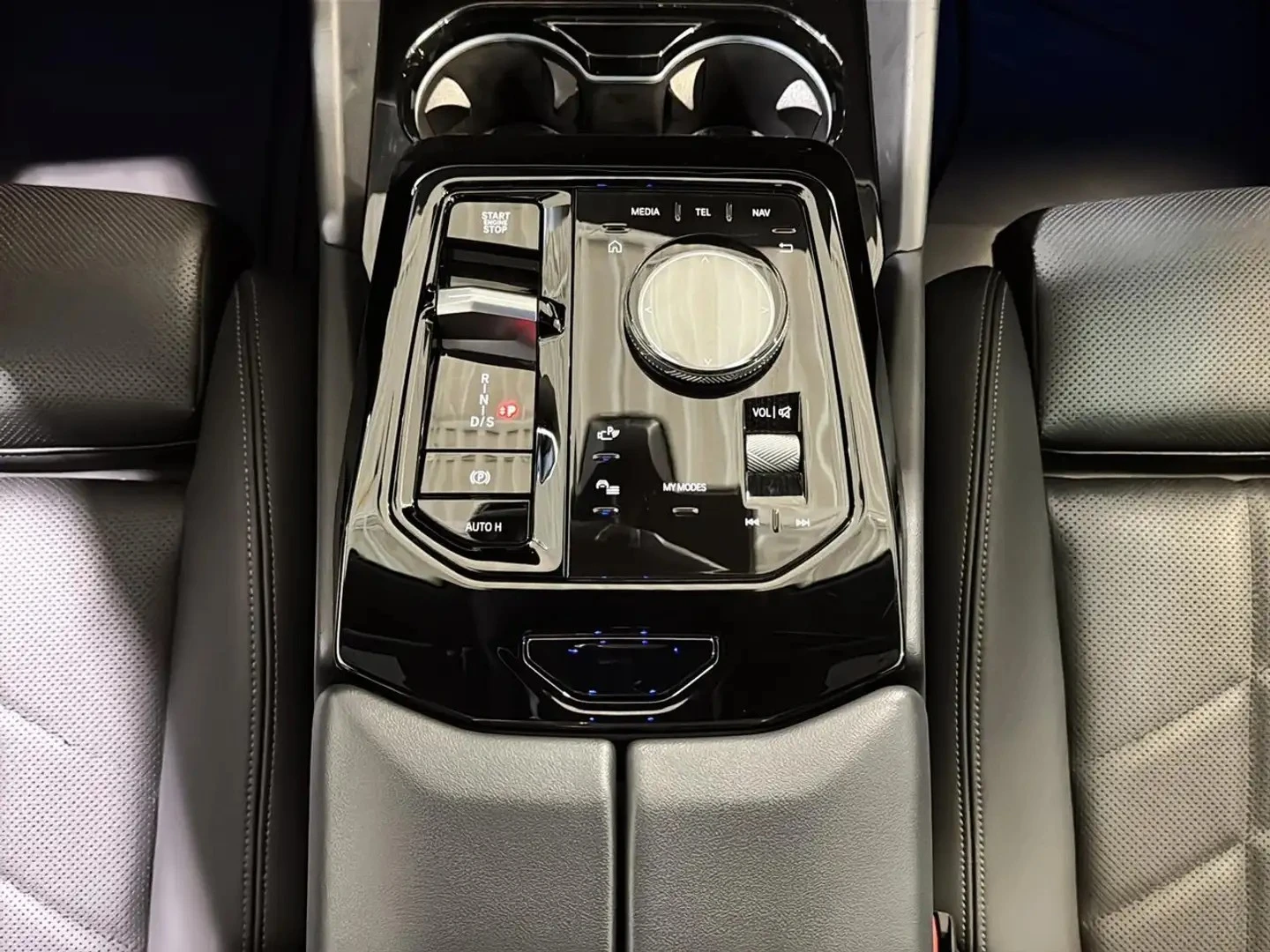 BMW 530 xDrive M Sport B&W ���� �� �������� ���������� | Mobile.bg � ����������� 14
