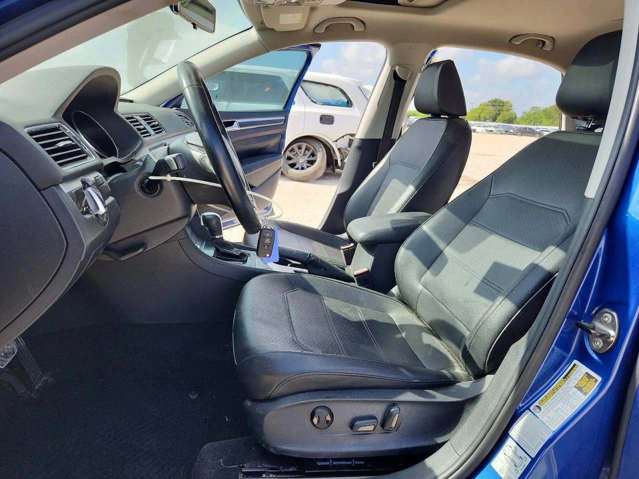VW Passat 1.8l Volkswagen Se, снимка 7 - Автомобили и джипове - 56145888