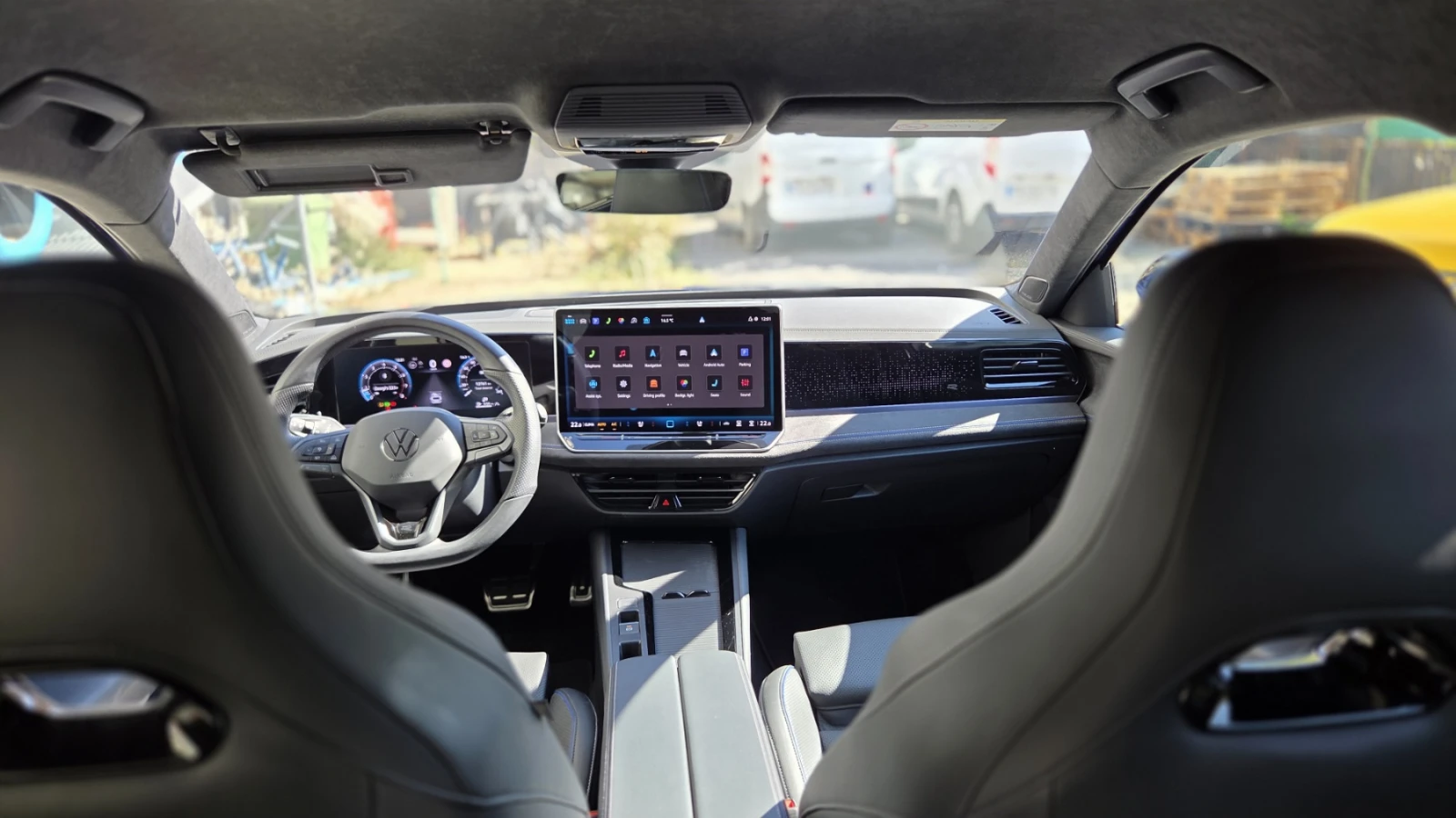 VW Passat 9 R-Line 2.0 TSI DSG 4 MOTION, снимка 14 - Автомобили и джипове - 56372358