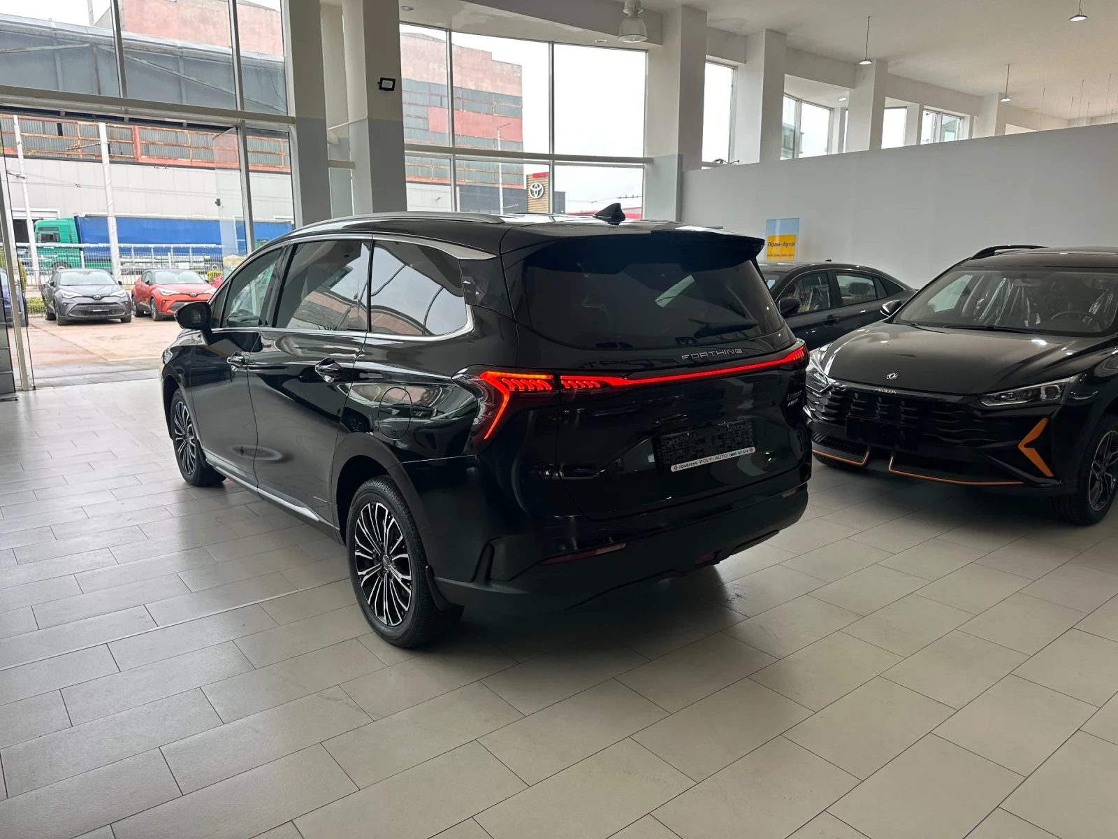 DONGFENG M4-YACHT PHEV* �������* 6+ 1 | Mobile.bg � ����������� 3