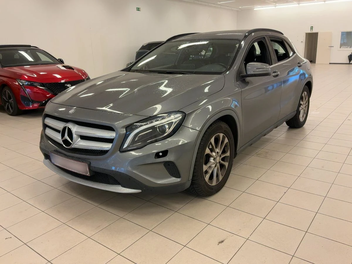 Mercedes-Benz GLA 180 1.5 DCI-109 ps* *  | Mobile.bg � ����������� 2