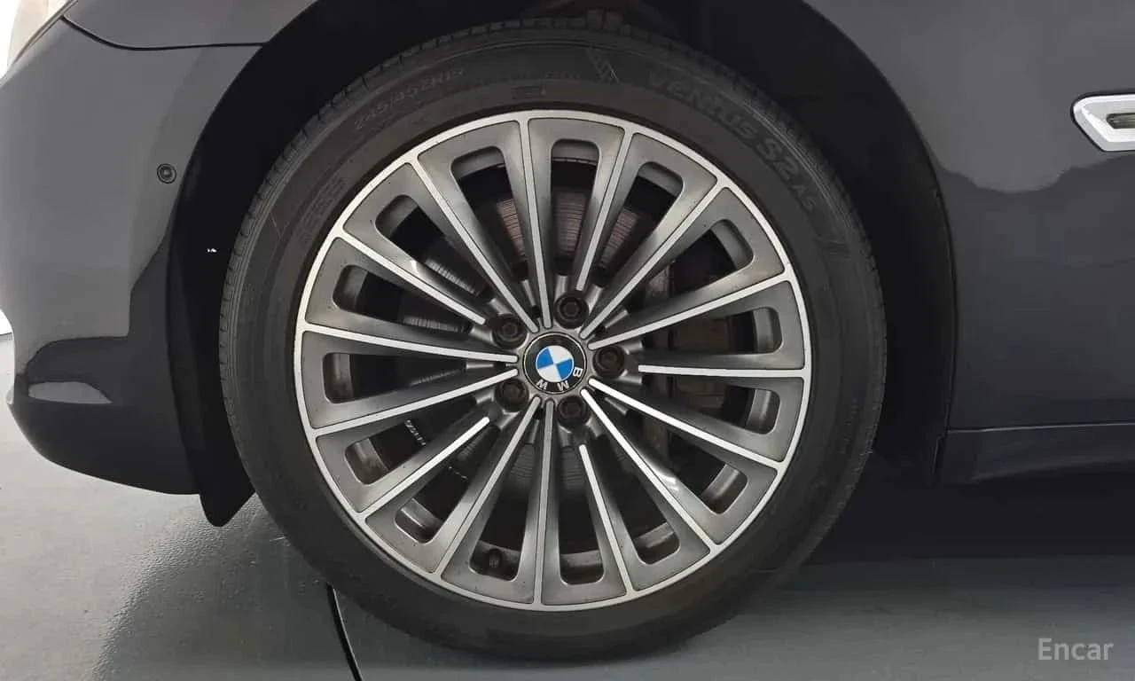 BMW 750, снимка 5 - Автомобили и джипове - 56707429