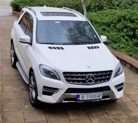 Обява за продажба на Mercedes-Benz ML 500 AMG-PACKET, 4matic, ДИСТРОНИК, Масаж, Harman/kardo ~37 000 лв. - изображение 1