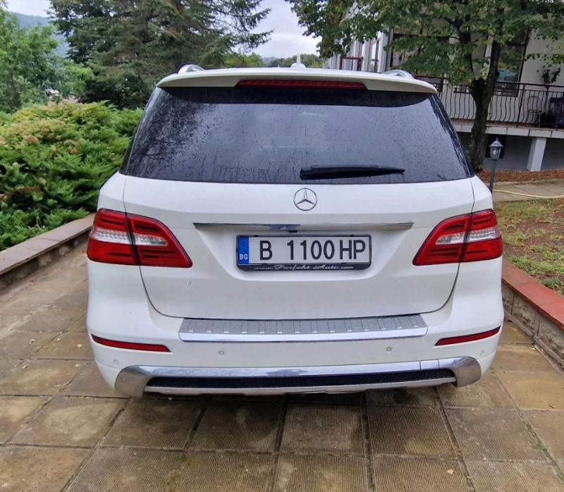 Mercedes-Benz ML 500 AMG-PACKET, 4matic, ДИСТРОНИК, Масаж, Harman/kardo, снимка 5 - Автомобили и джипове - 48023756