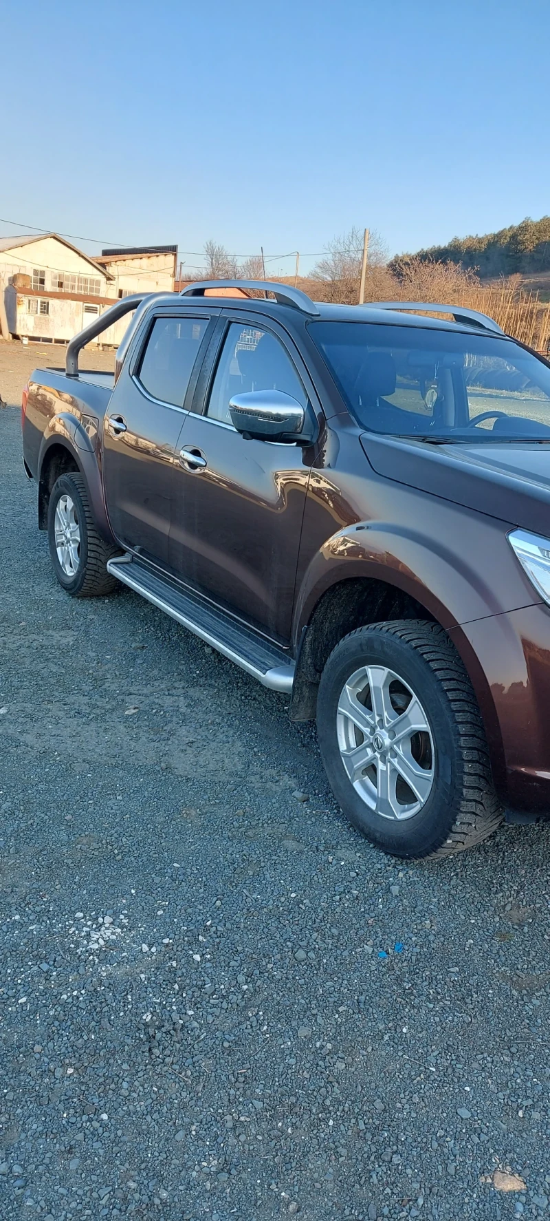 Nissan Navara, снимка 3 - Автомобили и джипове - 49474537