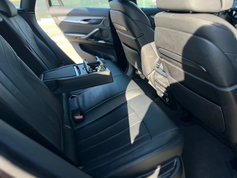 BMW X6 4.0D-XDRIVE / ПОДГРЕВ / ШИБИДАХ / КАМЕРА / HEAD UP, снимка 12 - Автомобили и джипове - 52395526