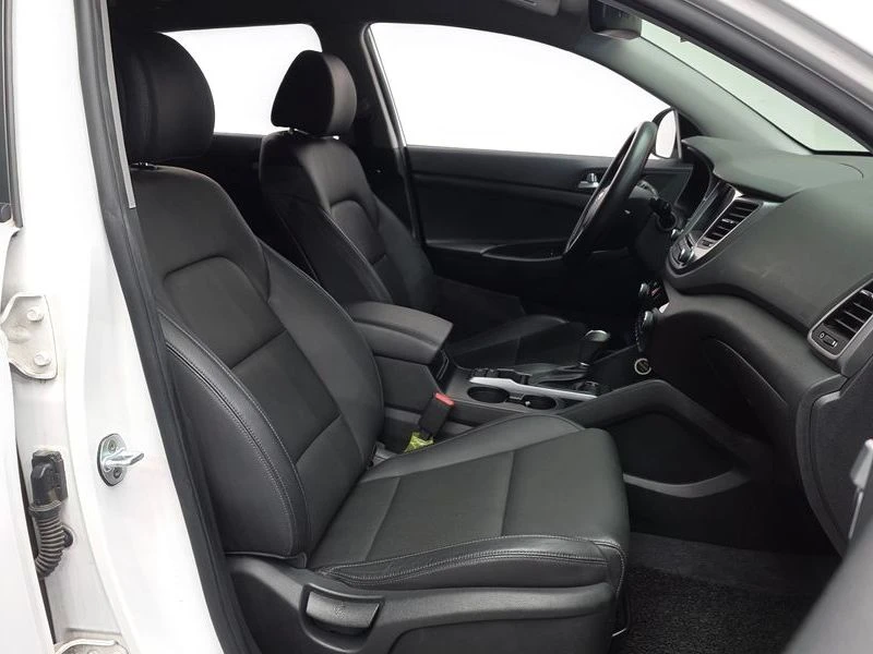 Hyundai Tucson Gasoline 1.6 turbo 2WD| 177к.с.| ВКЛ.ТЕХНОТЕСТ, снимка 11 - Автомобили и джипове - 55294100